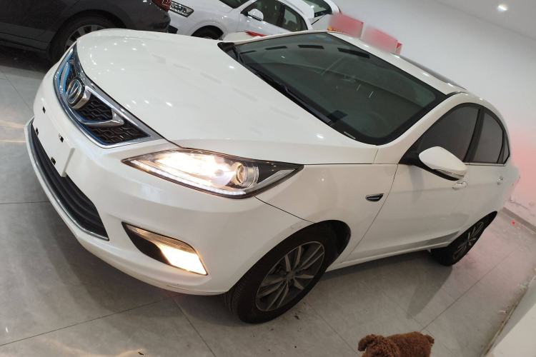 Used CHANGAN Eado New Energy 2018 1.0T PHEV Navigation Model Left Side