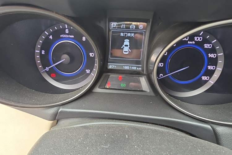 Used CHANGAN Eado New Energy 2018 EV300 Enjoyment Model Odometer Close Up
