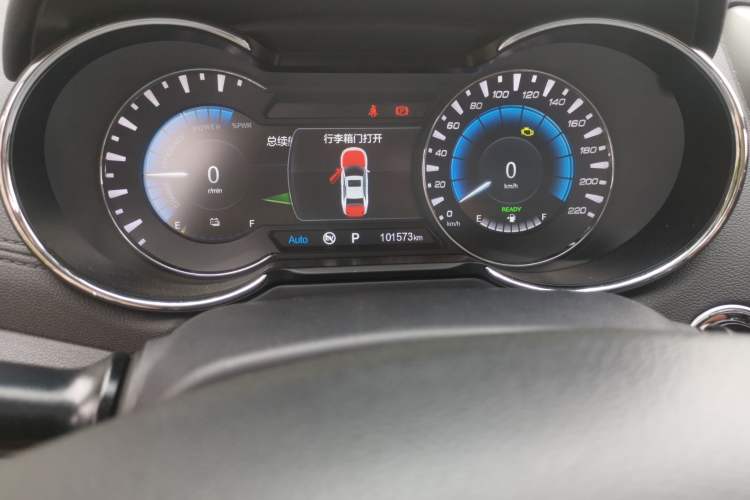 Used CHANGAN Eado New Energy 2018 1.0T PHEV Navigation Model Odometer Close Up