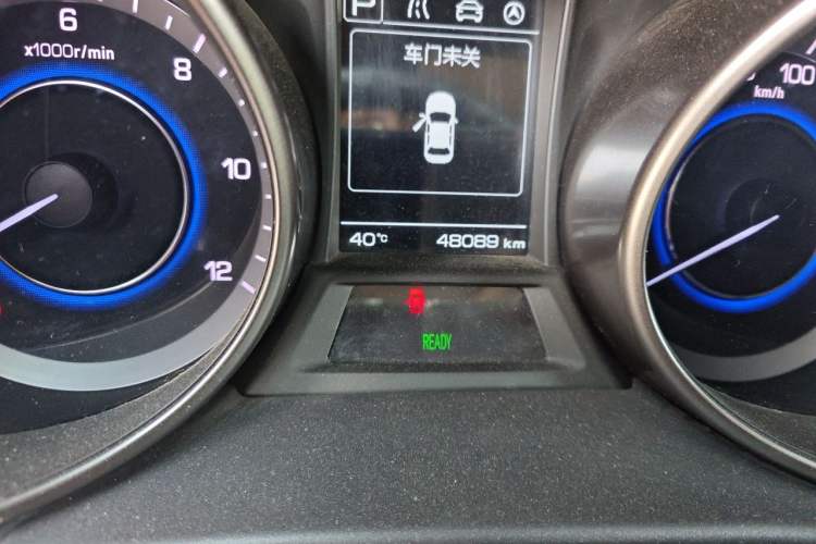 Used CHANGAN Eado New Energy 2018 EV300 Enjoyment Model Odometer Close Up