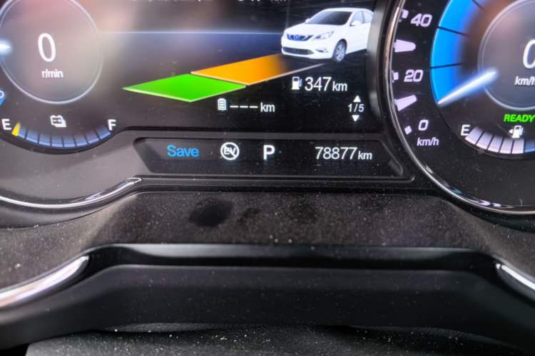 Used CHANGAN Eado New Energy 2018 1.0T PHEV Navigation Model Odometer Close Up