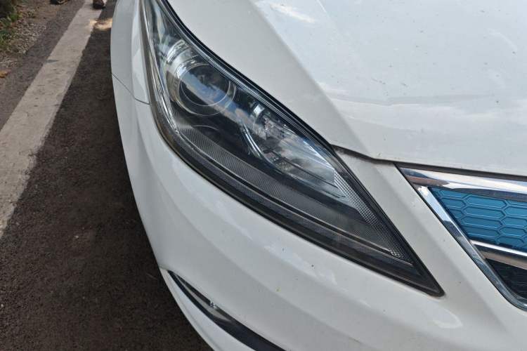Used CHANGAN Eado New Energy 2018 EV300 Enjoyment Model Right Front Headlight