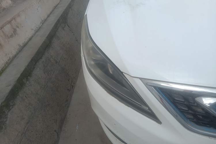 Used CHANGAN Eado New Energy 2018 1.0T PHEV Navigation Model Right Front Headlight