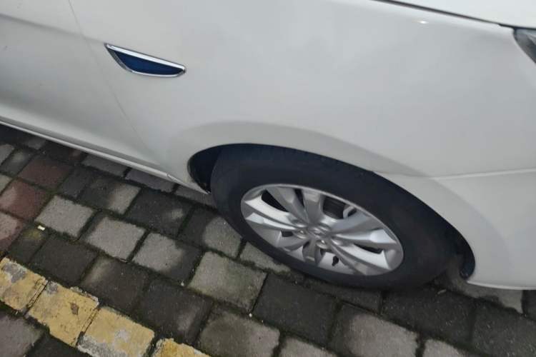 Used CHANGAN Eado New Energy 2018 EV300 Enjoyment Model Right Front Wheel Hub