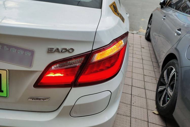 Used CHANGAN Eado New Energy 2018 1.0T PHEV Navigation Model Right Rear Taillight