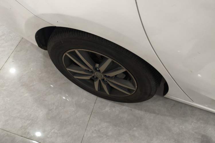 Used CHANGAN Eado New Energy 2018 1.0T PHEV Navigation Model Right Rear Wheel Hub