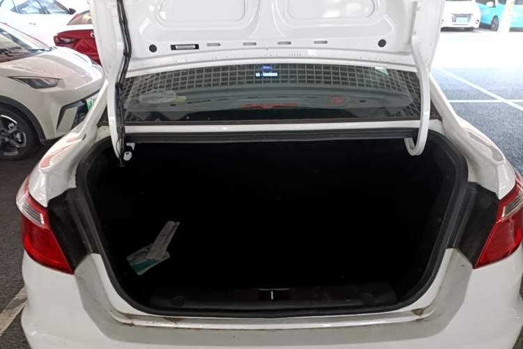 Used CHANGAN Eado New Energy 2018 EV300 Enjoyment Model Trunk