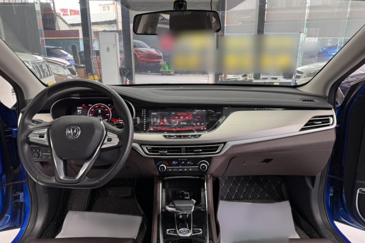Used CHANGAN Eado New Energy 2019 EV460 Shared Version Interior 6