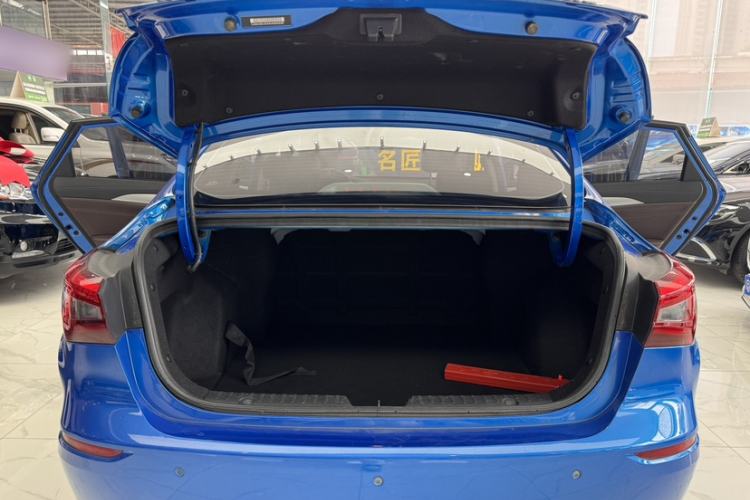 Used CHANGAN Eado New Energy 2019 EV460 Shared Version Trunk