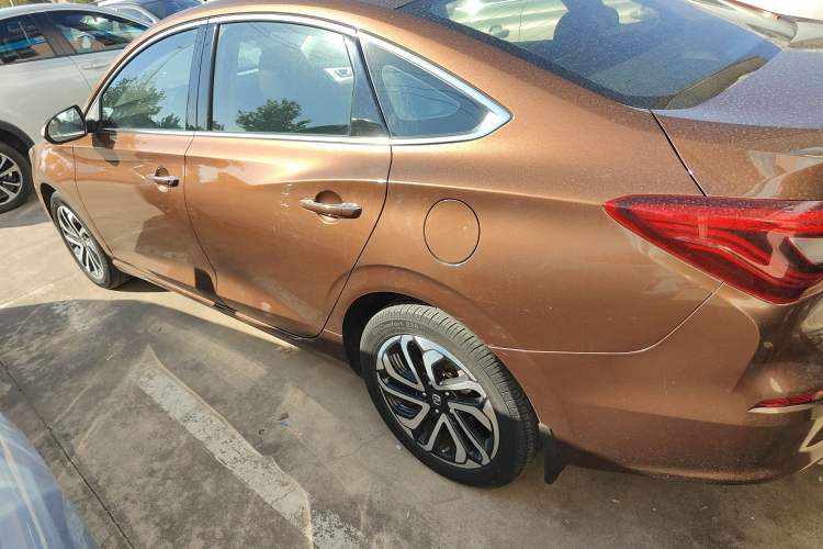 Used CHANGAN Eado New Energy 2019 EV460 Smart Edition Exterior 3