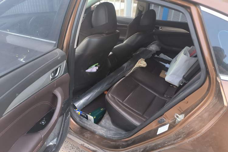 Used CHANGAN Eado New Energy 2019 EV460 Smart Edition Left Rear Seat