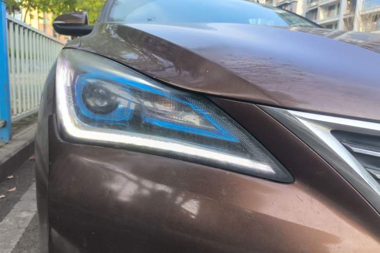 Used CHANGAN Eado New Energy 2019 EV460 Smart Edition Right Front Headlight