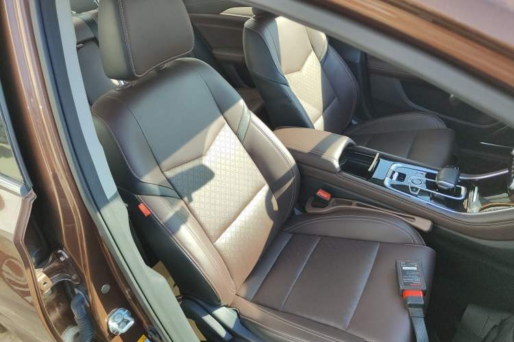 Used CHANGAN Eado New Energy 2019 EV460 Smart Edition Right Front Seat