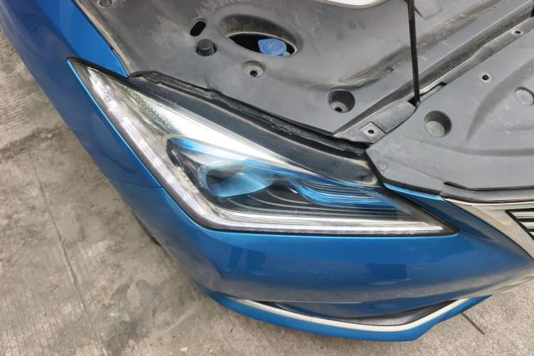 Used CHANGAN Eado New Energy 2019 EV460 Smart Edition Right Front Headlight