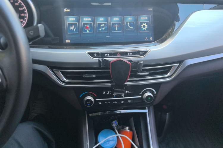 Used CHANGAN Eado New Energy 2019 EV460 Smart Edition Audio And AC Panel