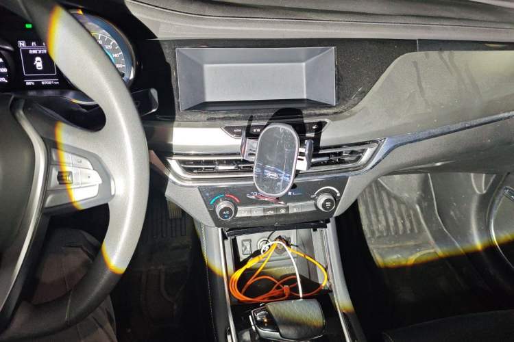 Used CHANGAN Eado New Energy 2019 EV460 Shared Version Audio And AC Panel