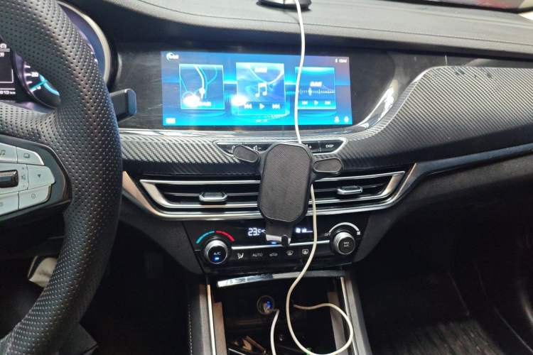 Used CHANGAN Eado New Energy 2019 EV460 Shared Version Audio And AC Panel