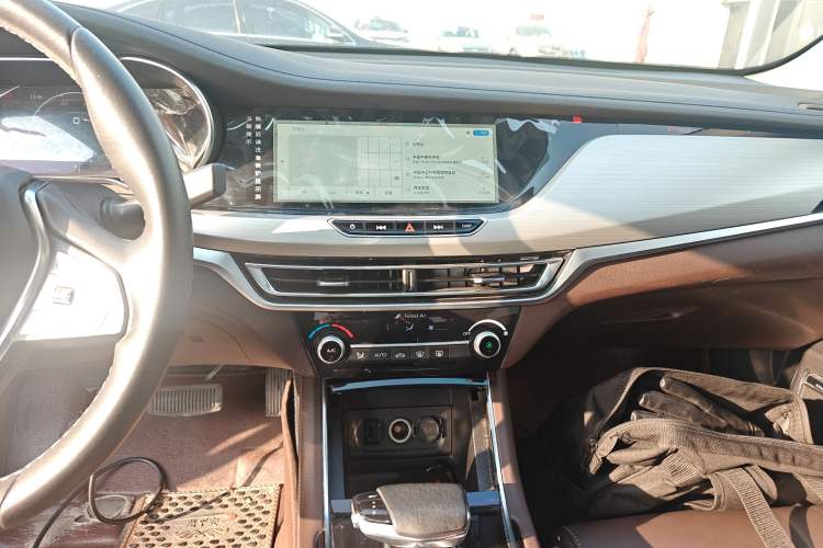 Used CHANGAN Eado New Energy 2019 EV460 Smart Edition Audio And AC Panel