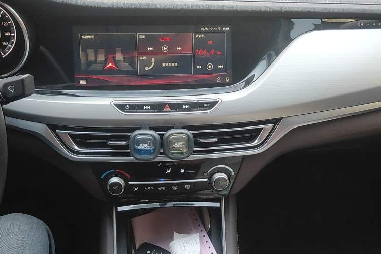 Used CHANGAN Eado New Energy 2019 EV460 Smart Edition Audio And AC Panel