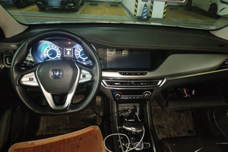 Used CHANGAN Eado New Energy 2019 EV460 Smart Edition Center Console