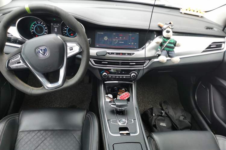 Used CHANGAN Eado New Energy 2019 EV460 Smart Edition Center Console