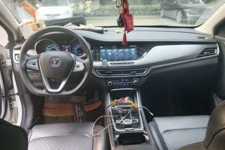 Used CHANGAN Eado New Energy 2019 EV460 Smart Edition Center Console