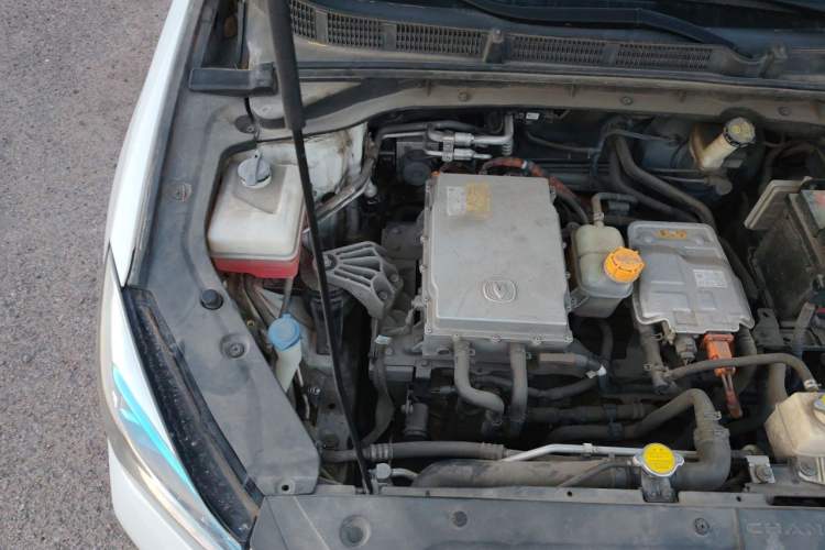 Used CHANGAN Eado New Energy 2019 EV460 Shared Version Engine Bay Right