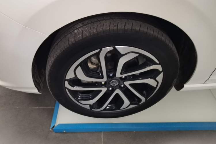Used CHANGAN Eado New Energy 2019 EV460 Shared Version Exterior 4