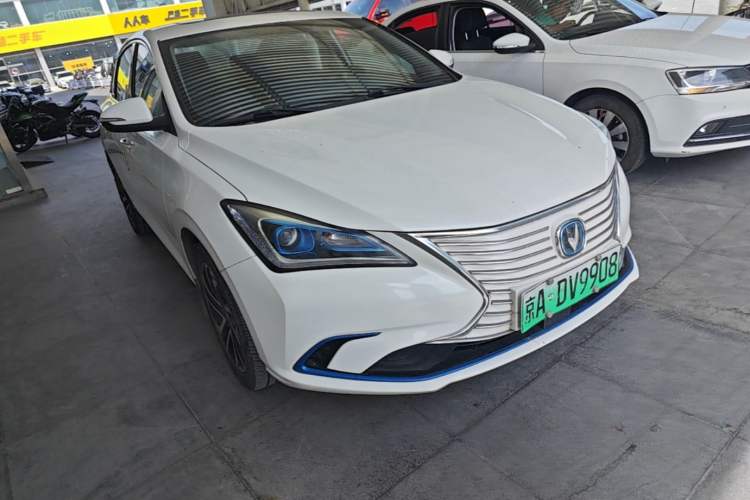 Used CHANGAN Eado New Energy 2019 EV460 Smart Edition Front Right 45 Deg