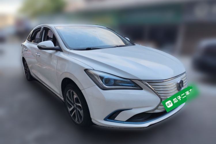 Used CHANGAN Eado New Energy 2019 EV460 Smart Edition Front Right 45 Deg
