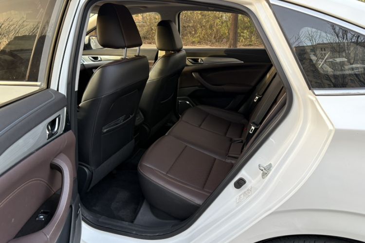 Used CHANGAN Eado New Energy 2019 EV460 Smart Edition Interior 3