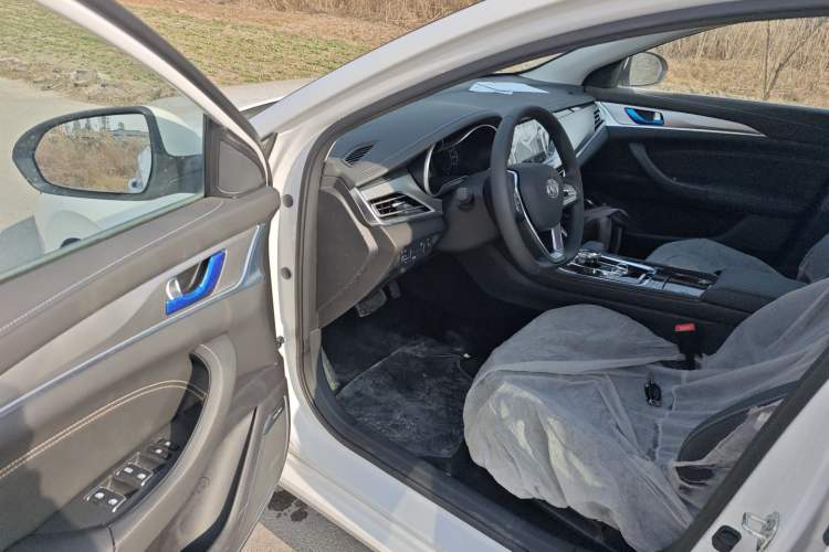 Used CHANGAN Eado New Energy 2019 EV460 Smart Edition Interior 3