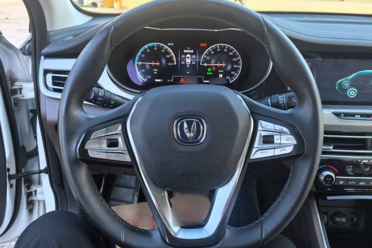 Used CHANGAN Eado New Energy 2019 EV460 Smart Edition Interior 7