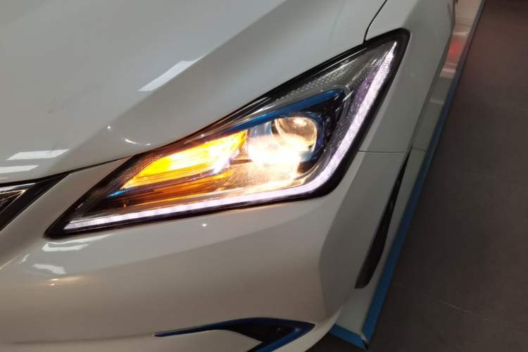 Used CHANGAN Eado New Energy 2019 EV460 Shared Version Left Front Headlight