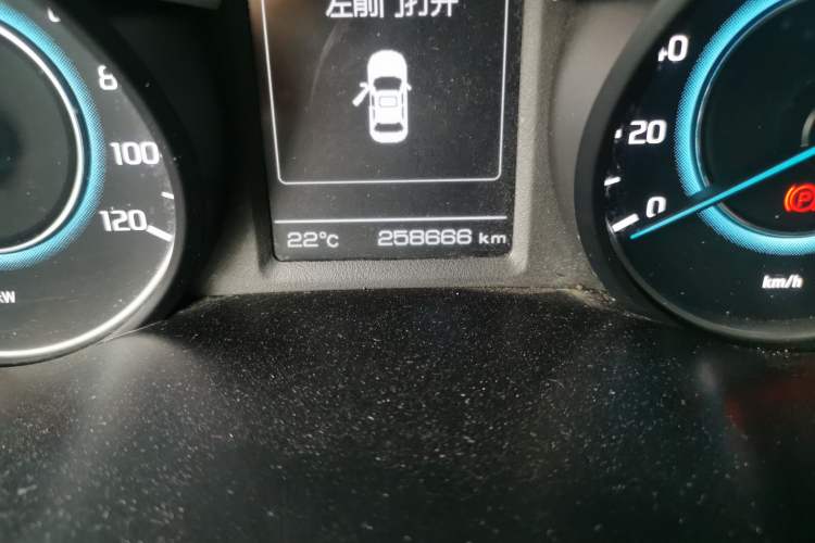 Used CHANGAN Eado New Energy 2019 EV460 Smart Edition Odometer Close Up