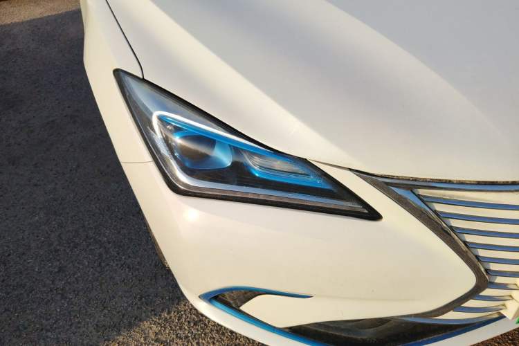 Used CHANGAN Eado New Energy 2019 EV460 Shared Version Right Front Headlight