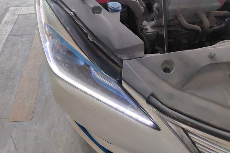 Used CHANGAN Eado New Energy 2019 EV460 Smart Edition Right Front Headlight