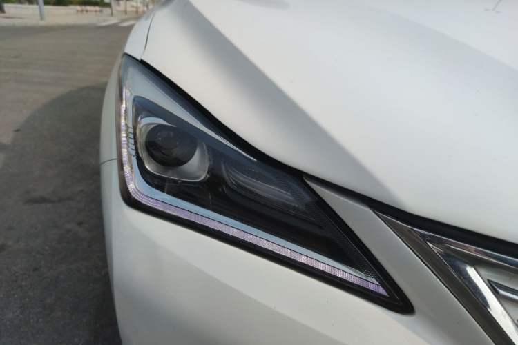 Used CHANGAN Eado New Energy 2019 EV460 Shared Version Right Front Headlight