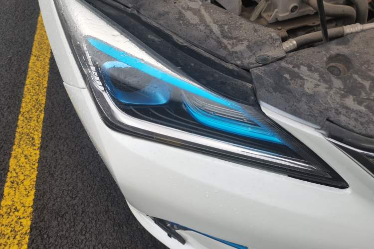Used CHANGAN Eado New Energy 2019 EV460 Smart Edition Right Front Headlight