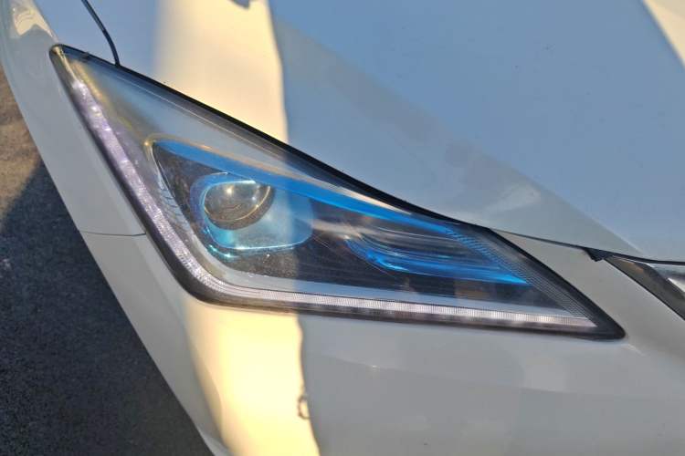 Used CHANGAN Eado New Energy 2019 EV460 Smart Edition Right Front Headlight