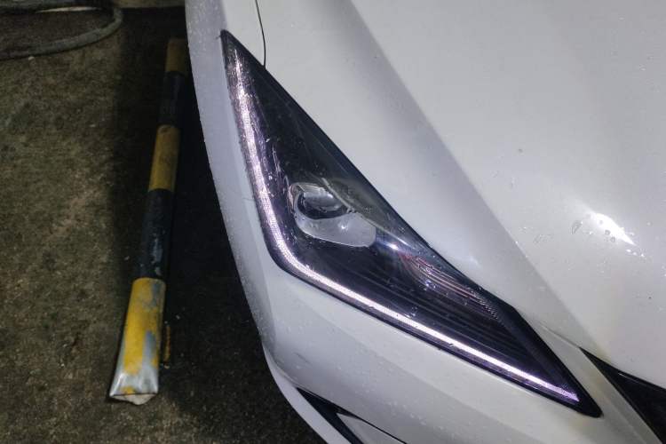 Used CHANGAN Eado New Energy 2019 EV460 Shared Version Right Front Headlight