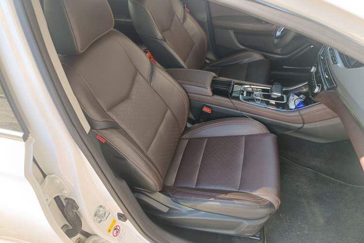 Used CHANGAN Eado New Energy 2019 EV460 Smart Edition Right Front Seat