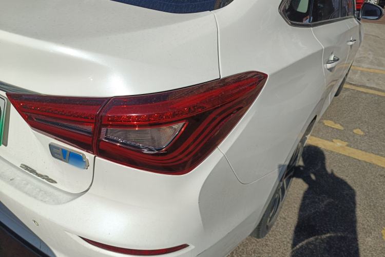 Used CHANGAN Eado New Energy 2019 EV460 Smart Edition Right Rear Taillight