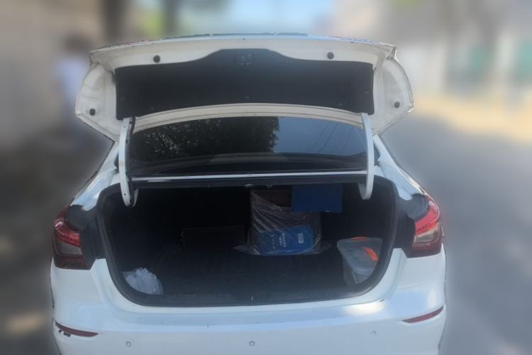 Used CHANGAN Eado New Energy 2019 EV460 Smart Edition Trunk