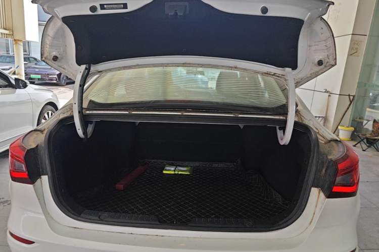 Used CHANGAN Eado New Energy 2019 EV460 Smart Edition Trunk