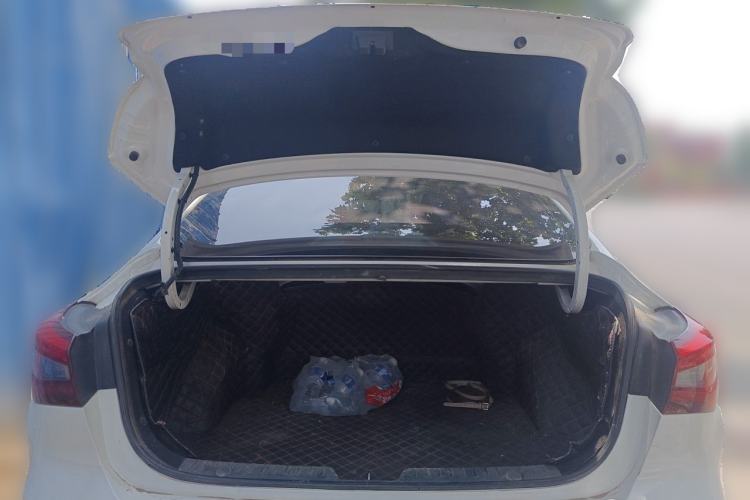 Used CHANGAN Eado New Energy 2019 EV460 Shared Version Trunk