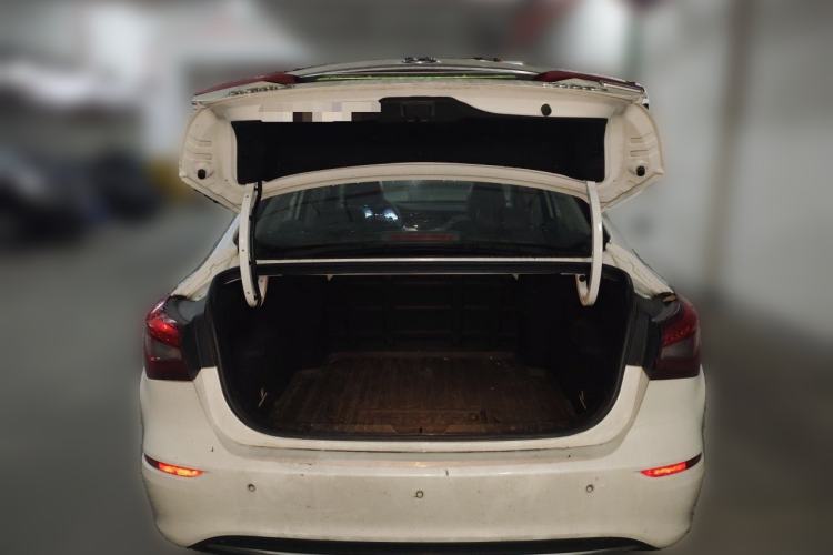 Used CHANGAN Eado New Energy 2019 EV460 Shared Version Trunk