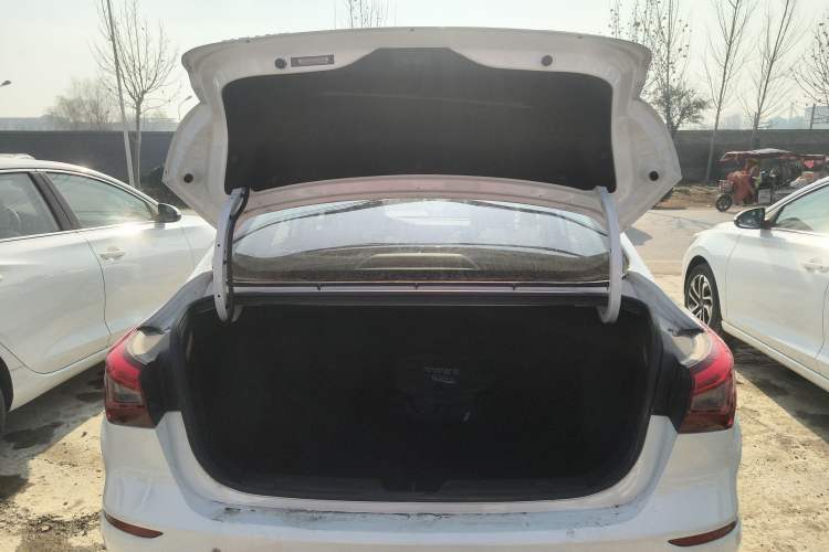 Used CHANGAN Eado New Energy 2019 EV460 Smart Edition Trunk