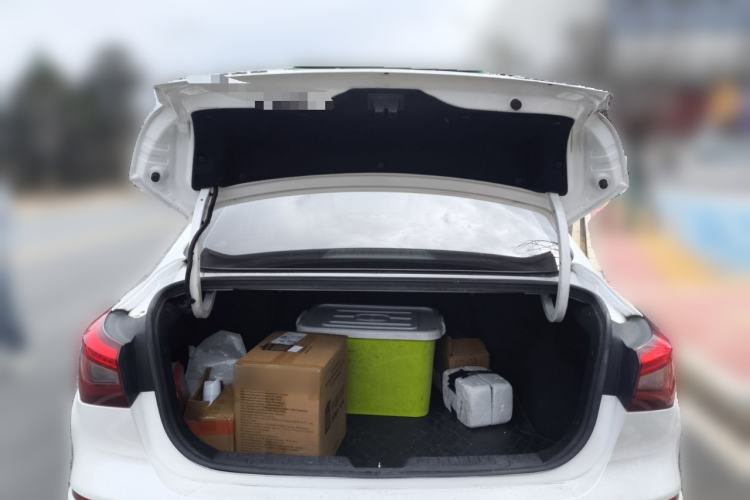 Used CHANGAN Eado New Energy 2019 EV460 Smart Edition Trunk