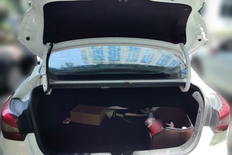 Used CHANGAN Eado New Energy 2019 EV460 Smart Edition Trunk